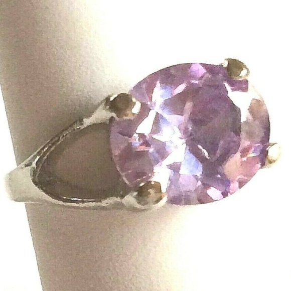 Amethyst Ring Size 7 Lavender Purple Cubic Zirconia Simulated Silver Plated - Picture 10 of 10